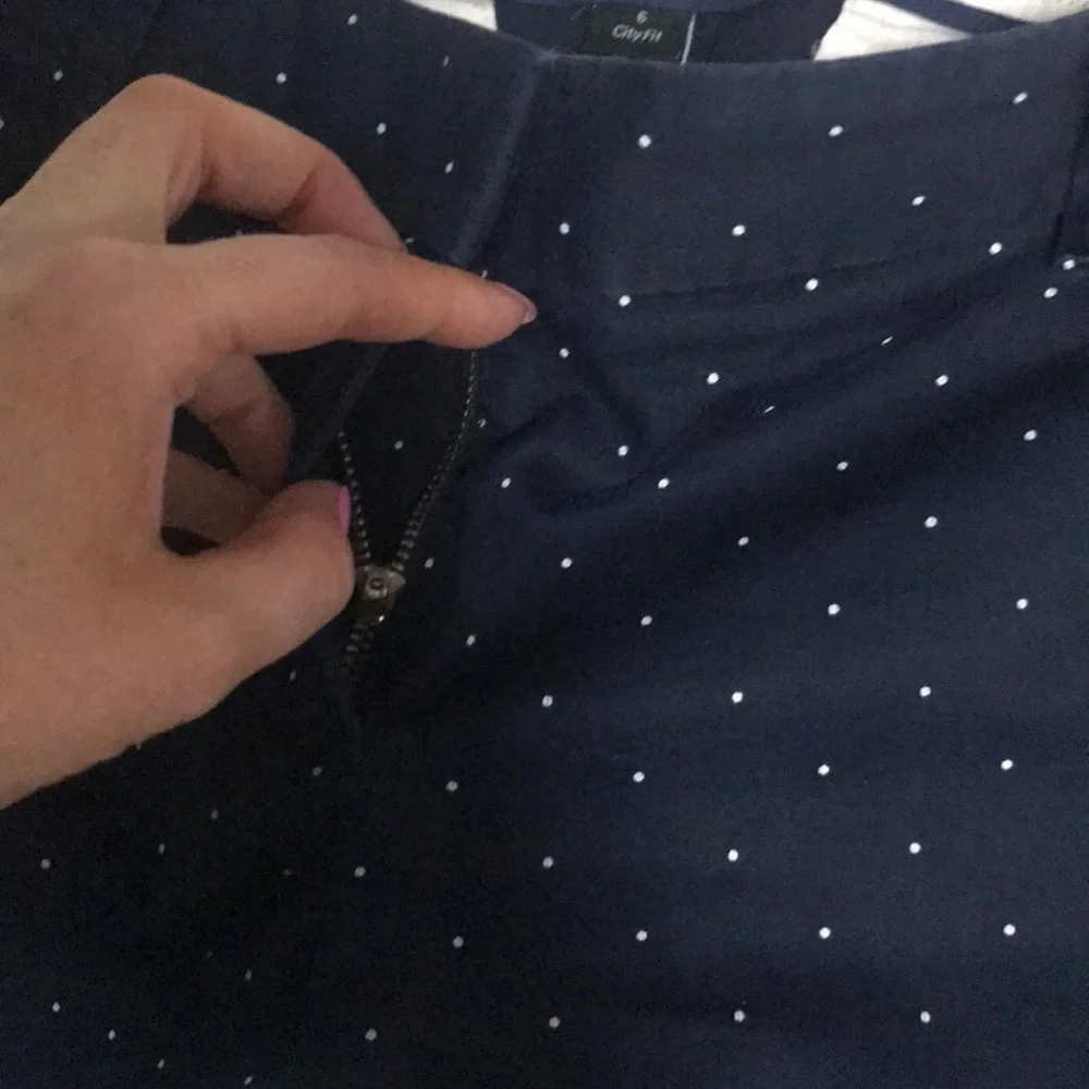 J. Crew city fit stretch polka dot pants blue white - Picture 7 of 8